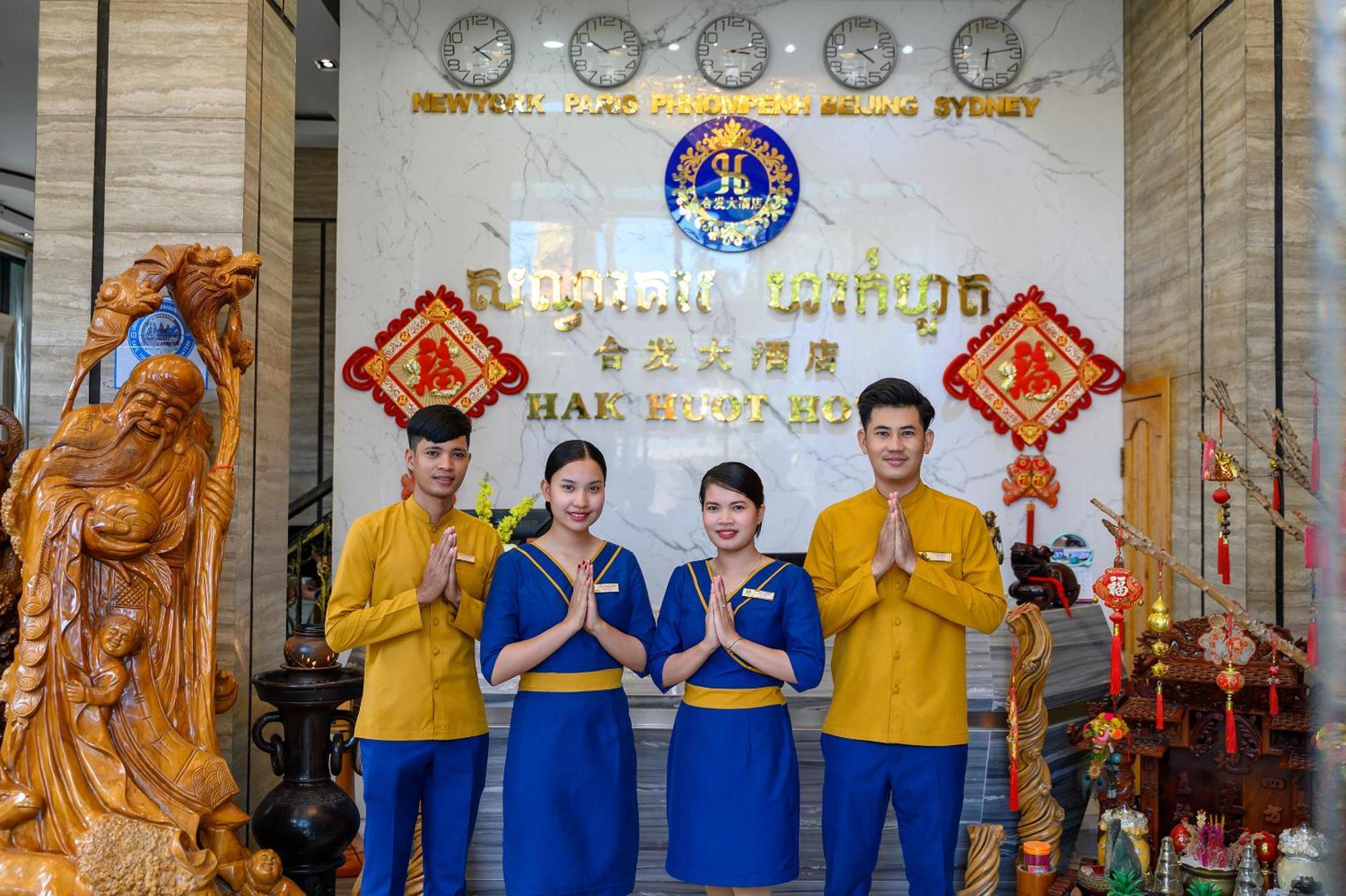 Hak Huot Hotel I Poipet Exterior photo